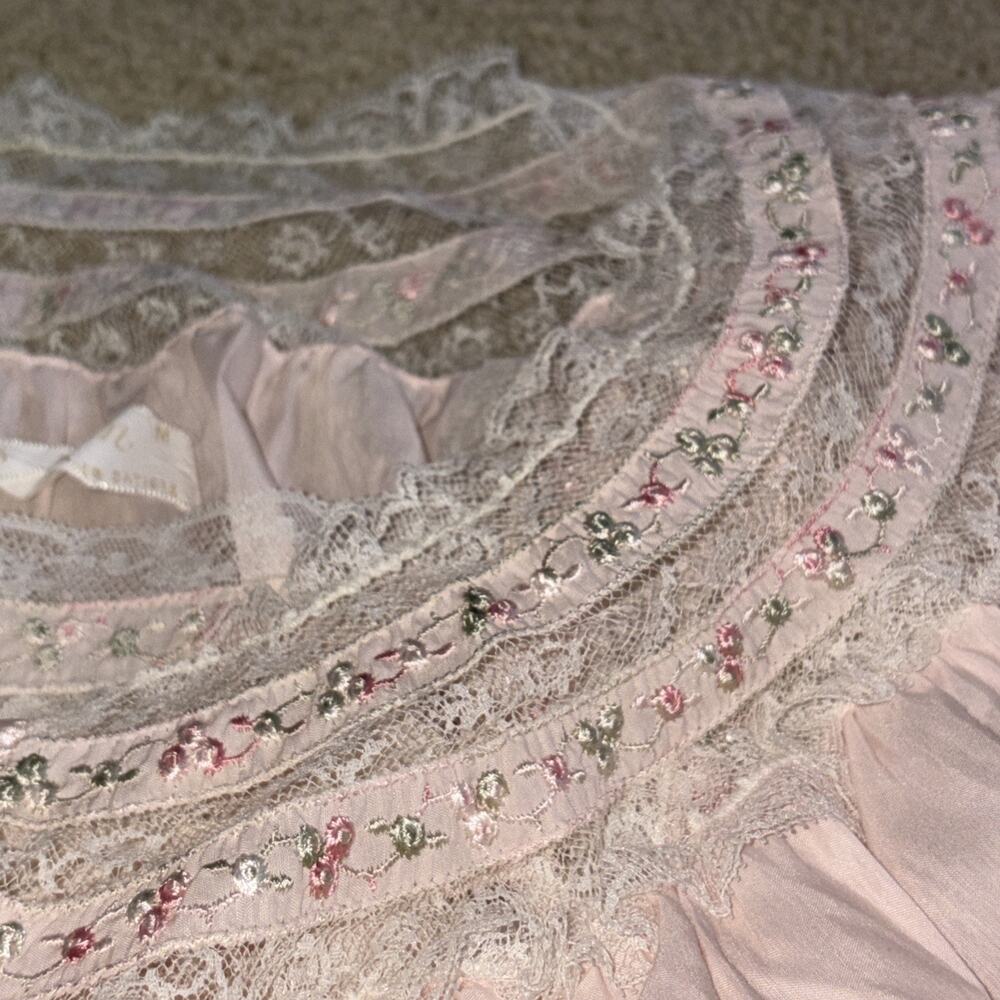 Vintage Unique Barbizon Peignoir Nightgown Robe Set Lace Embroidered Pink SZ M - Picture 5 of 11